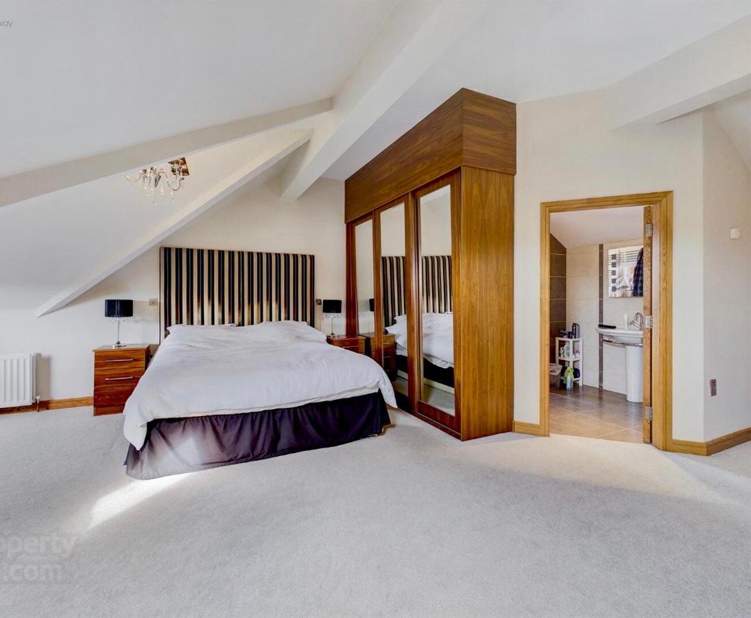 Atlantic View Coach House - Tourist Board Approved * Portstewart